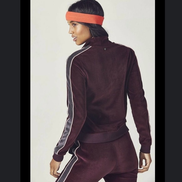 Fabletics Burgundy Velour Jacket Quarter Zip Athletic Sweatshirt Size 2XL XXL - Picture 10 of 10